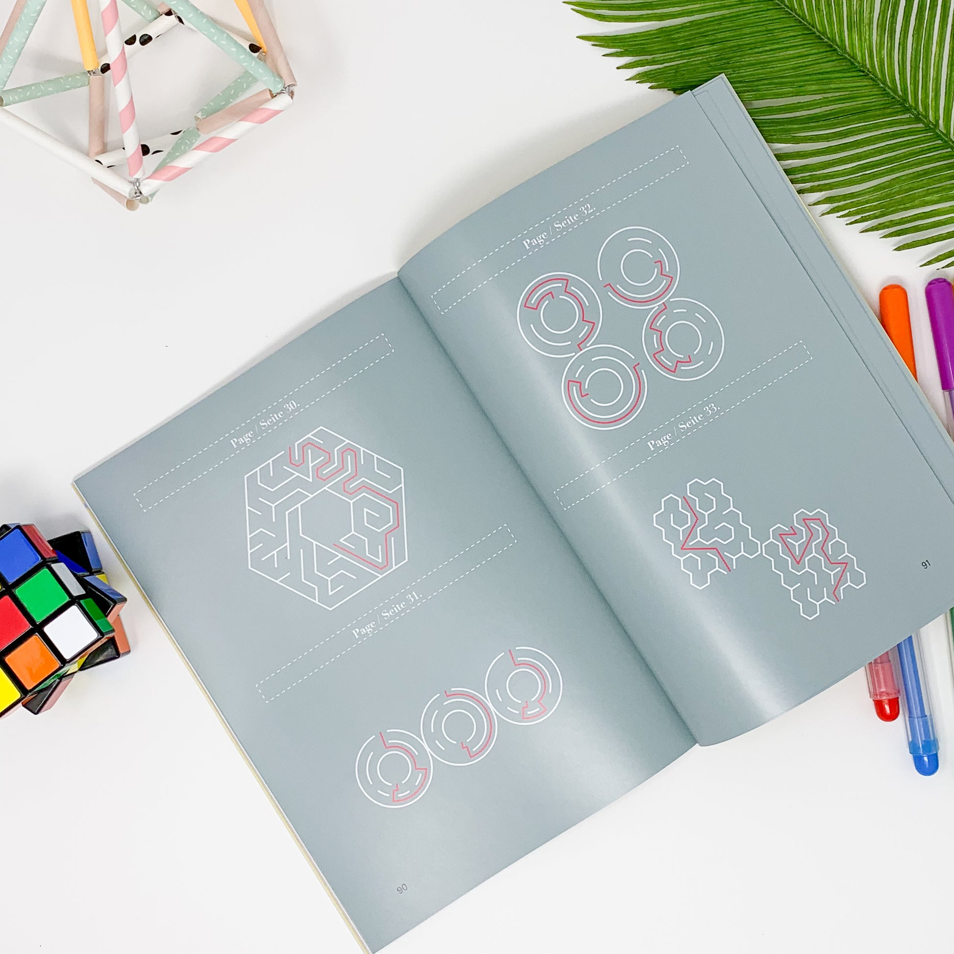 This colourful book offers a variety of multi-coloured entertainment while concentrating on focused attention and complex, planned solution-based thinking.